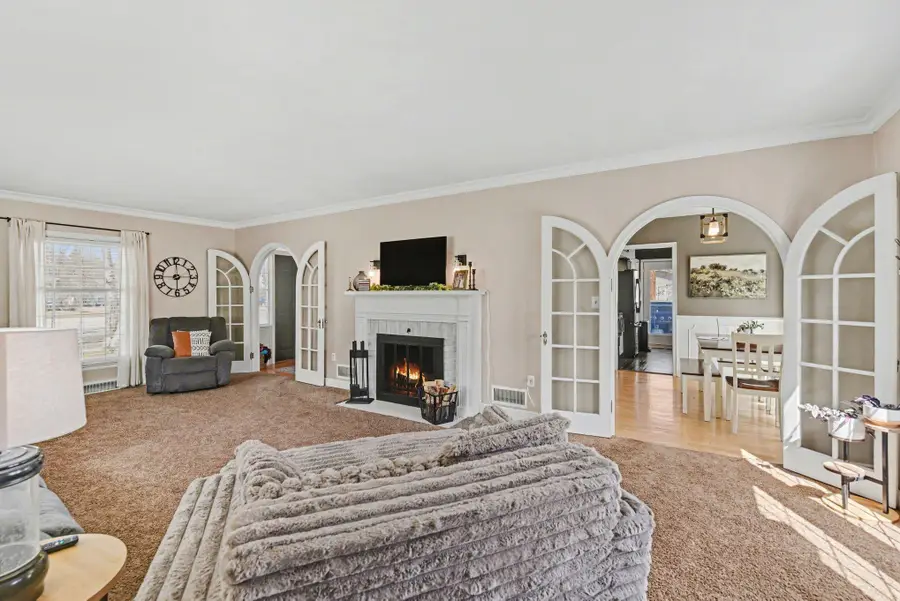 301 SE 3rd Avenue Se, Pipestone, MN 56164 - #2