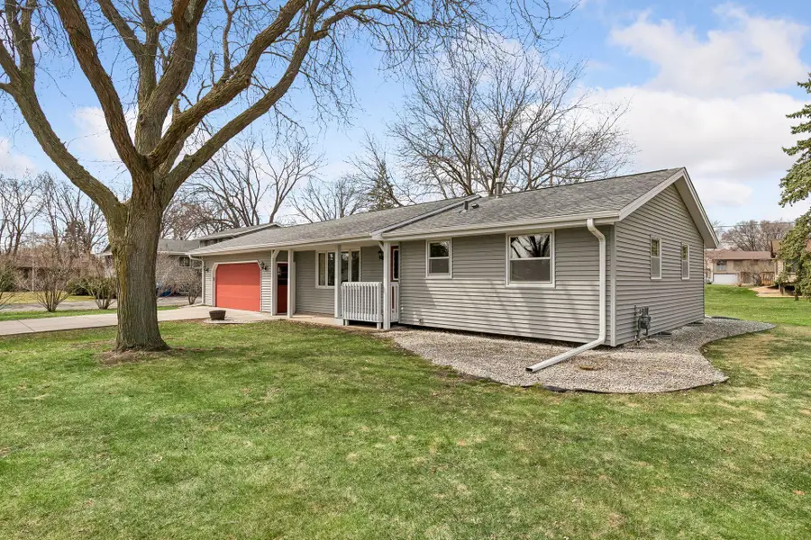 11045 Stanley Curve, Bloomington, MN 55437 - #2