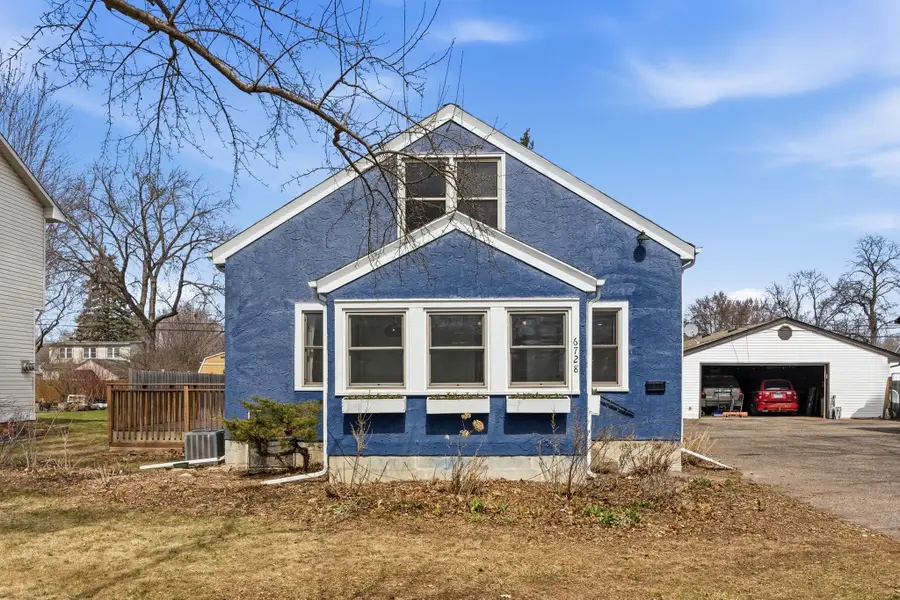 6728 44th Avenue N, Crystal, MN 55428 - #2