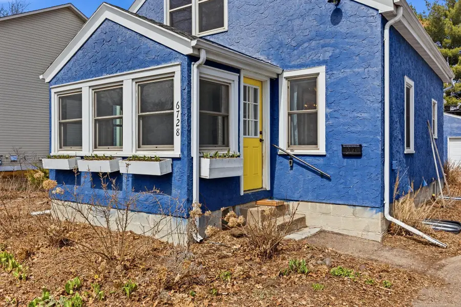 6728 44th Avenue N, Crystal, MN 55428 - #3