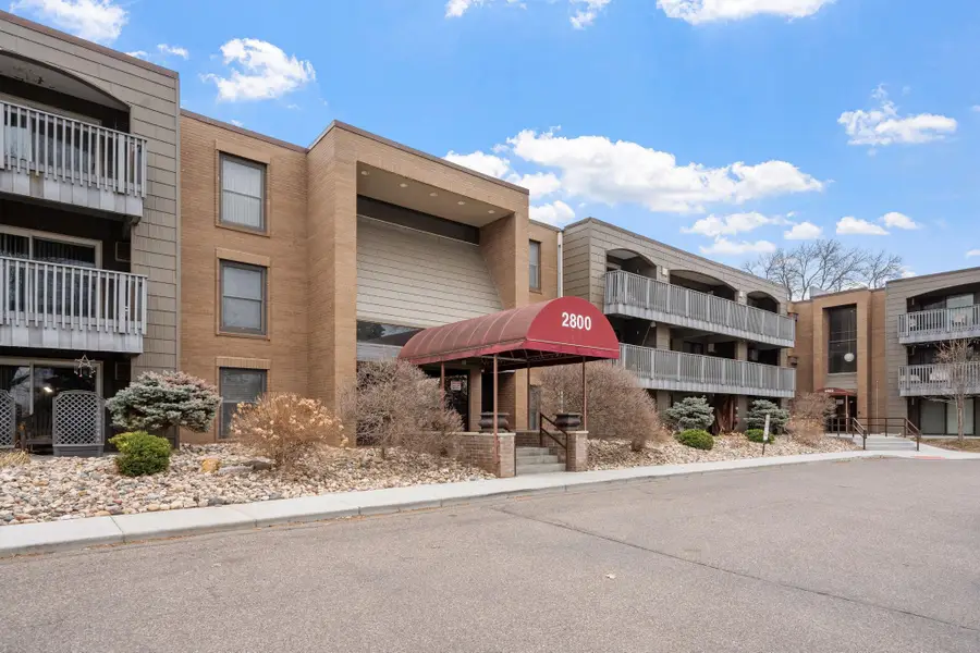 2800 Hamline Avenue N #329, Roseville, MN 55113 - #2