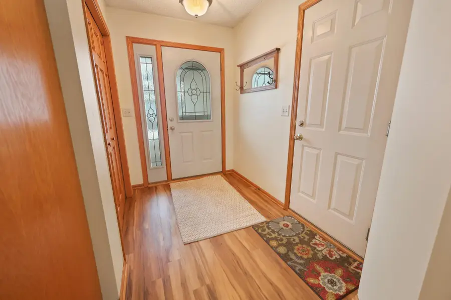 828 Aspen Circle, Waite Park, MN 56387 - #3