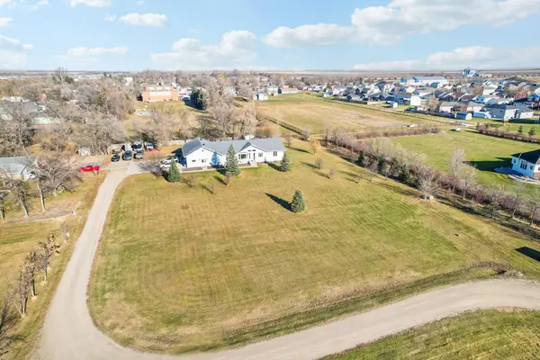 655 Christensen Court, Mapleton, ND 58059