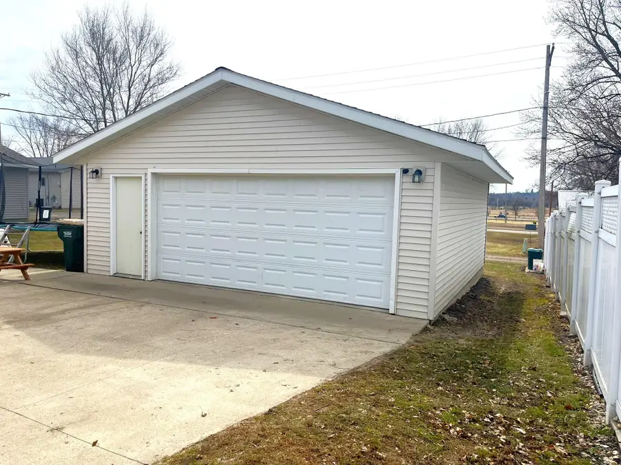 1649 10th Avenue, Granite Falls, MN 56241 - #3