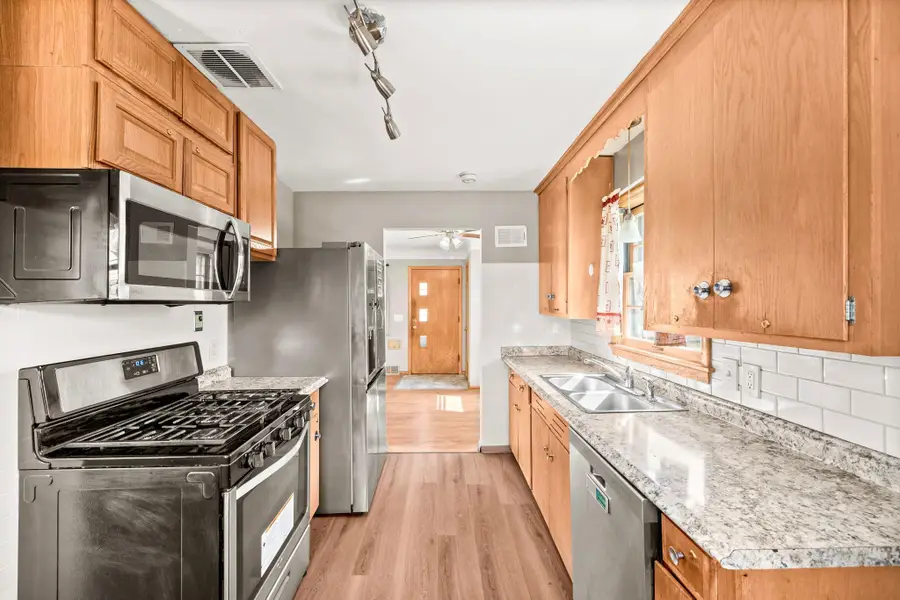 5333 James Avenue N, Brooklyn Center, MN 55430 - #3