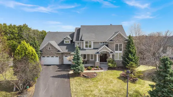 2020 Edgewood Court, Chanhassen, MN 55317