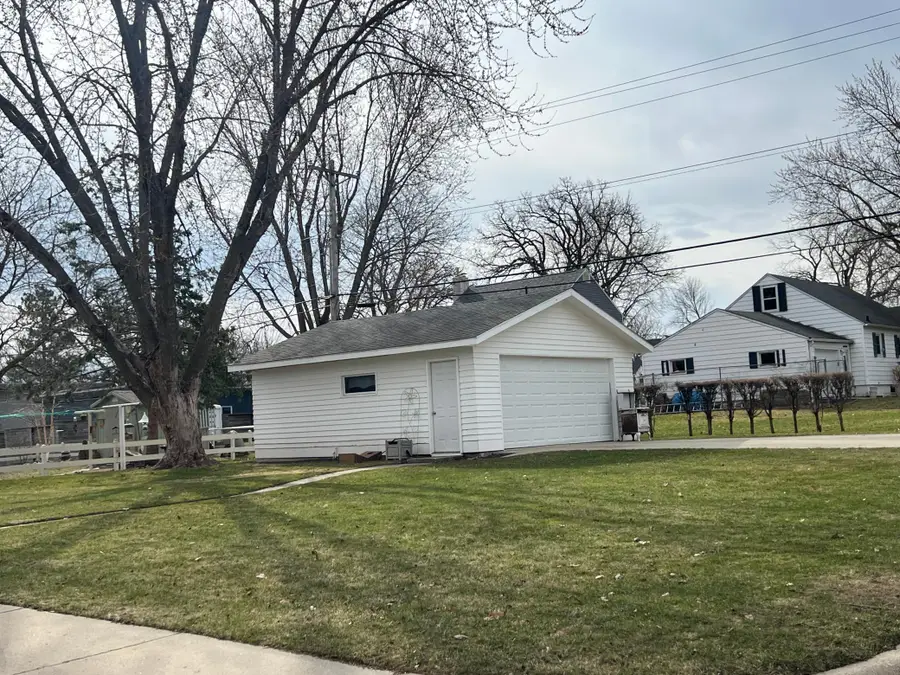 603 E Academy Street, Owatonna, MN 55060 - #3