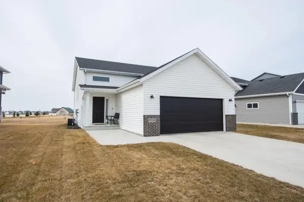 5534 8th Street W, West Fargo, ND 58078