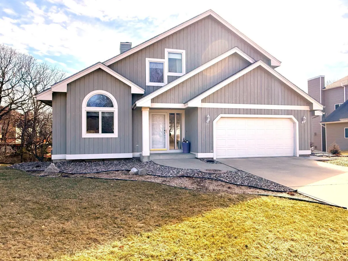 2235 Baihly Hills Drive Sw, Rochester, MN 55902 - #1