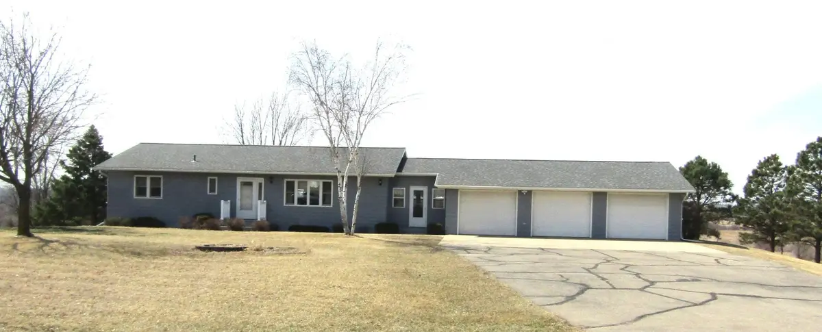 6049 Rolling Hills Drive Sw, Montevideo, MN 56265 - #1