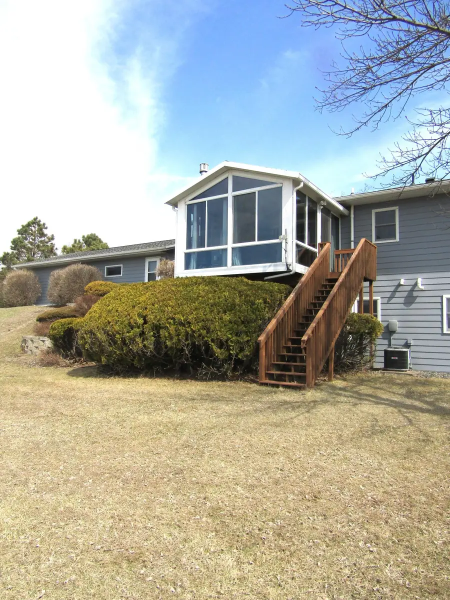 6049 Rolling Hills Drive Sw, Montevideo, MN 56265 - #2