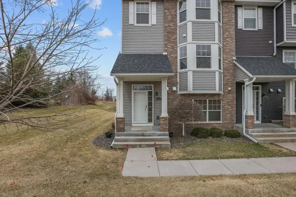 11920 Emery Village Drive N, Champlin, MN 55316