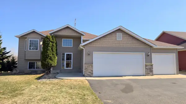 1672 20th Avenue Ne, Sauk Rapids, MN 56379