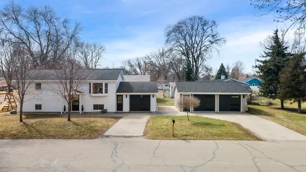 501 W Saint Paul Street, Litchfield, MN 55355