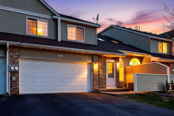 1102 Black Oak Drive, New Brighton, MN 55112