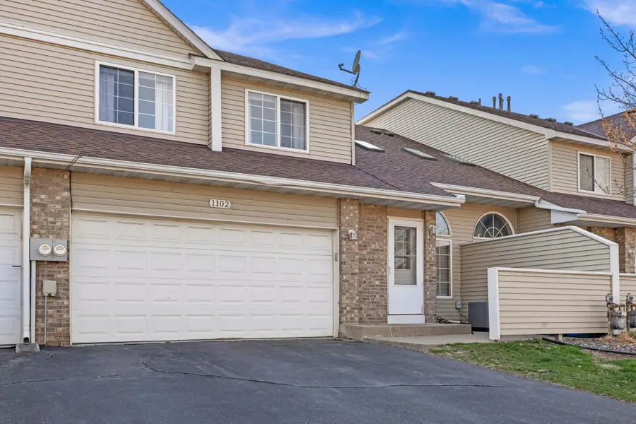 1102 Black Oak Drive, New Brighton, MN 55112 - #3