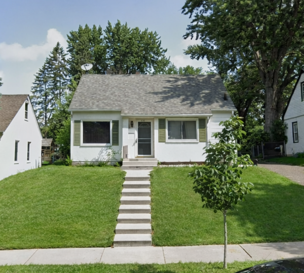 2111 Fremont Avenue E, Saint Paul, MN 55119