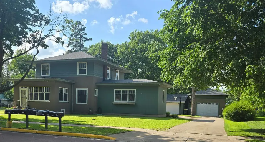 1319 3rd Avenue, Mountain Lake, MN 56159 - #2