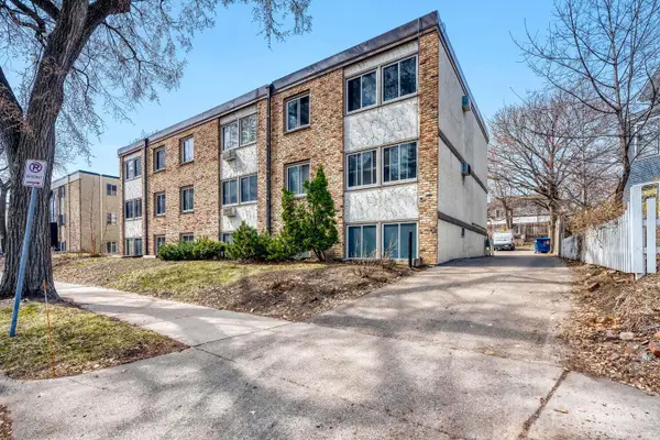 2212 Aldrich Avenue S #202, Minneapolis, MN 55405