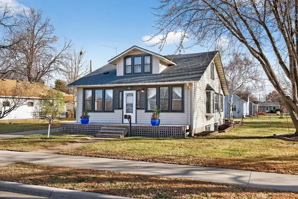 24 3rd Avenue Se, Osseo, MN 55369