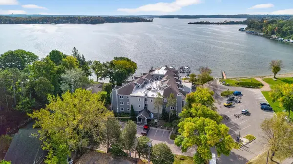 2670 Commerce Boulevard #202, Mound, MN 55364