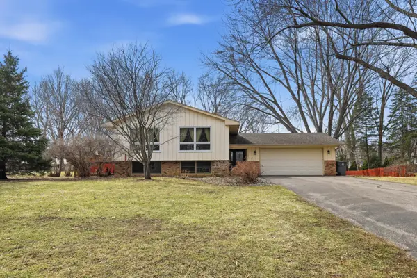 17645 27th Avenue N, Plymouth, MN 55447