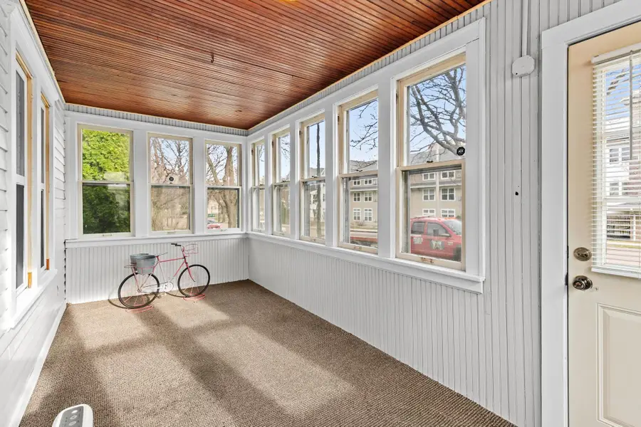 1067 Burns Avenue, Saint Paul, MN 55106 - #3