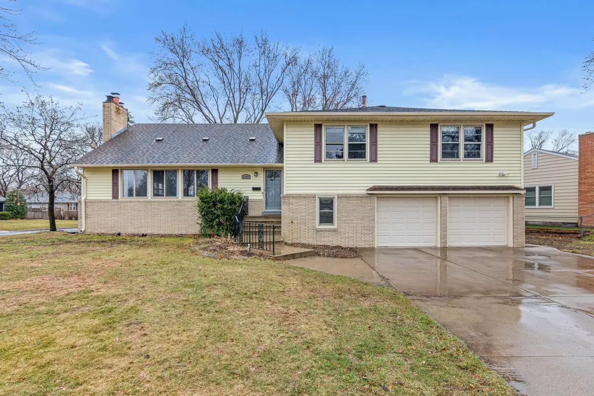 6901 Hillcrest Lane, Edina, MN 55435 - #1