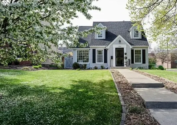 1902 Pinehurst Avenue, Saint Paul, MN 55116