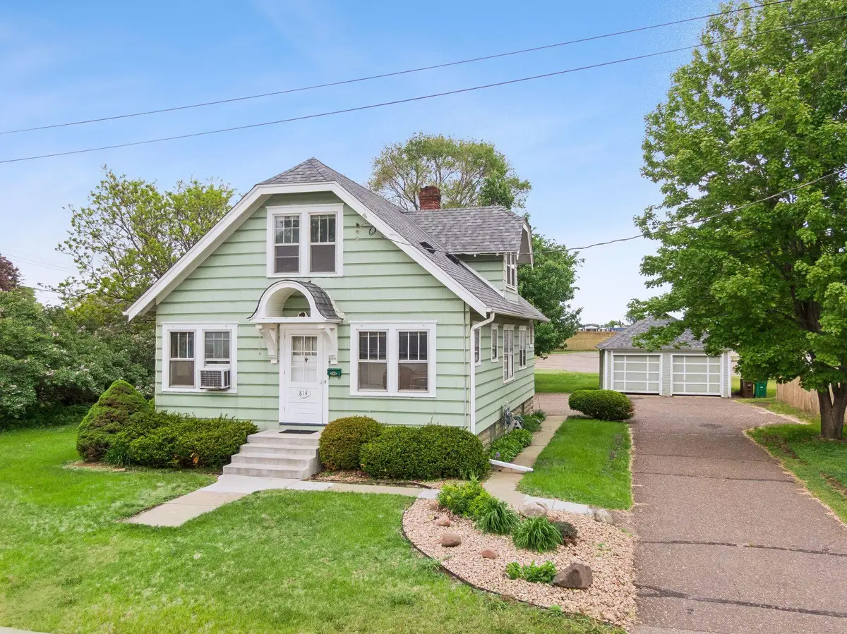 814 62nd Avenue N, Brooklyn Center, MN 55430 - #1
