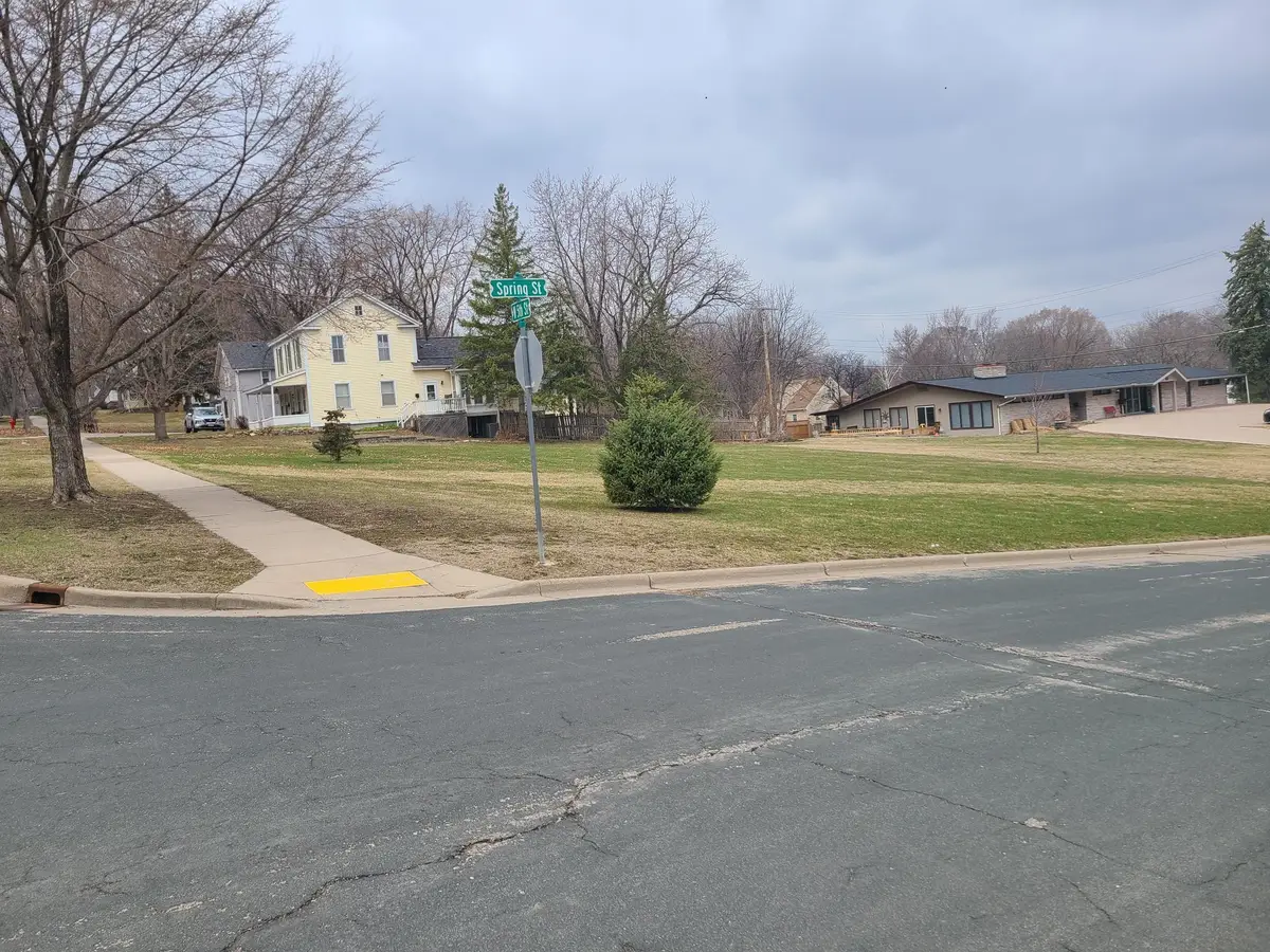 306 5th Street W, Hastings, MN 55033 - #1