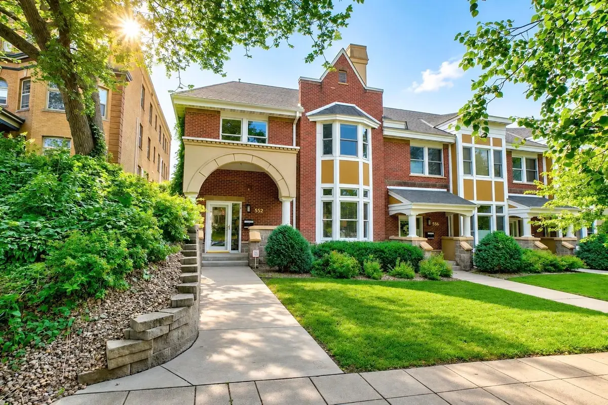 552 Summit Avenue, Saint Paul, MN 55102 - #1