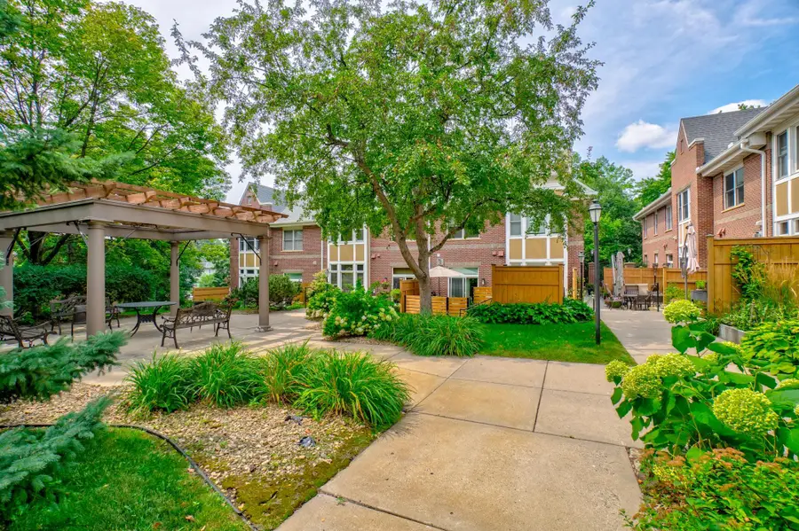 552 Summit Avenue, Saint Paul, MN 55102 - #2