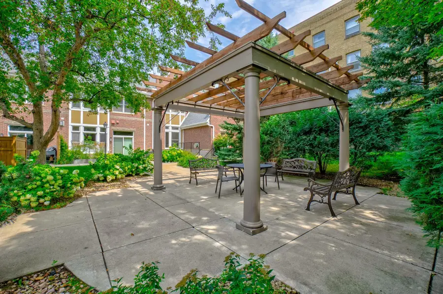 552 Summit Avenue, Saint Paul, MN 55102 - #3