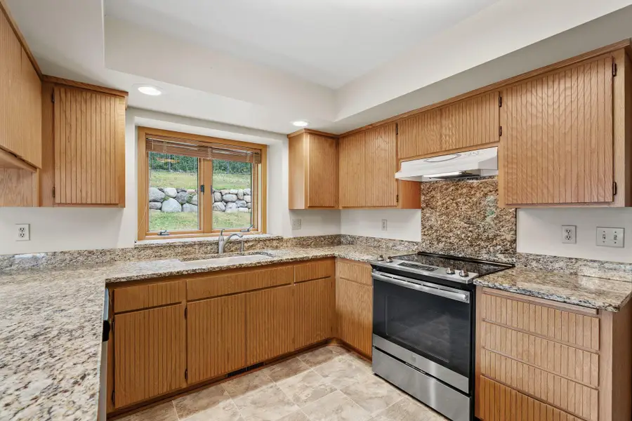 8524 Park Knoll Circle, Bloomington, MN 55438 - #3
