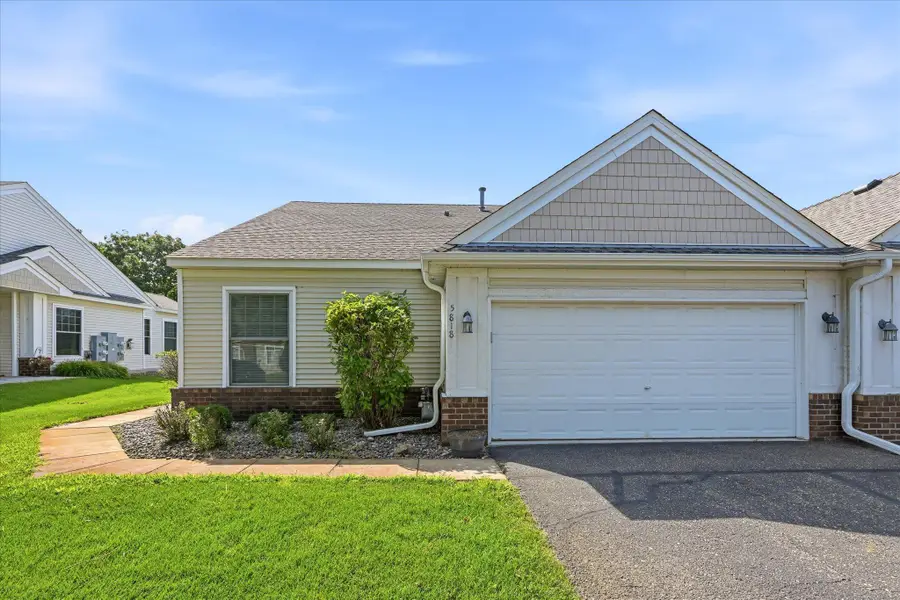 5818 Prairie Ridge Drive, Shoreview, MN 55126 - #3