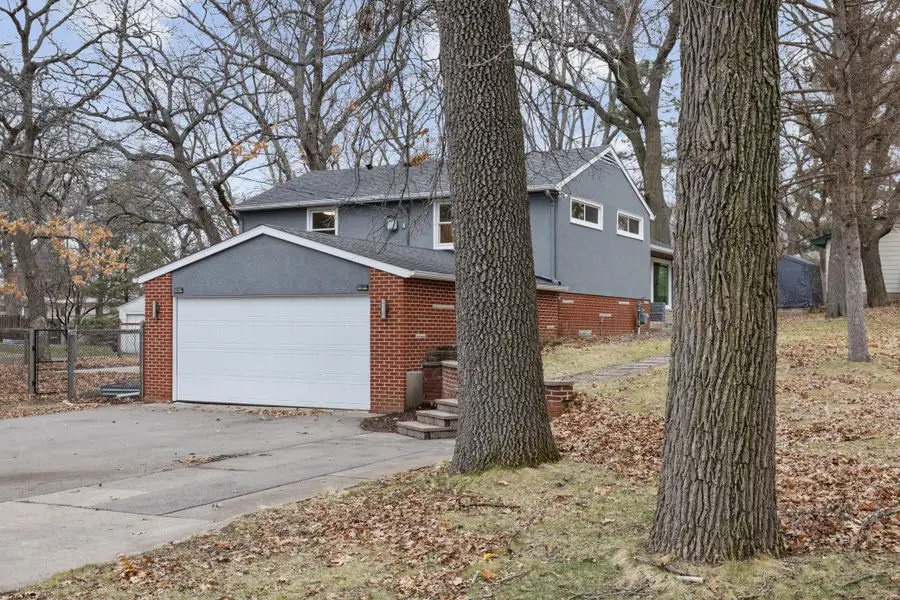 735 Warner Avenue N, Mahtomedi, MN 55115 - #3