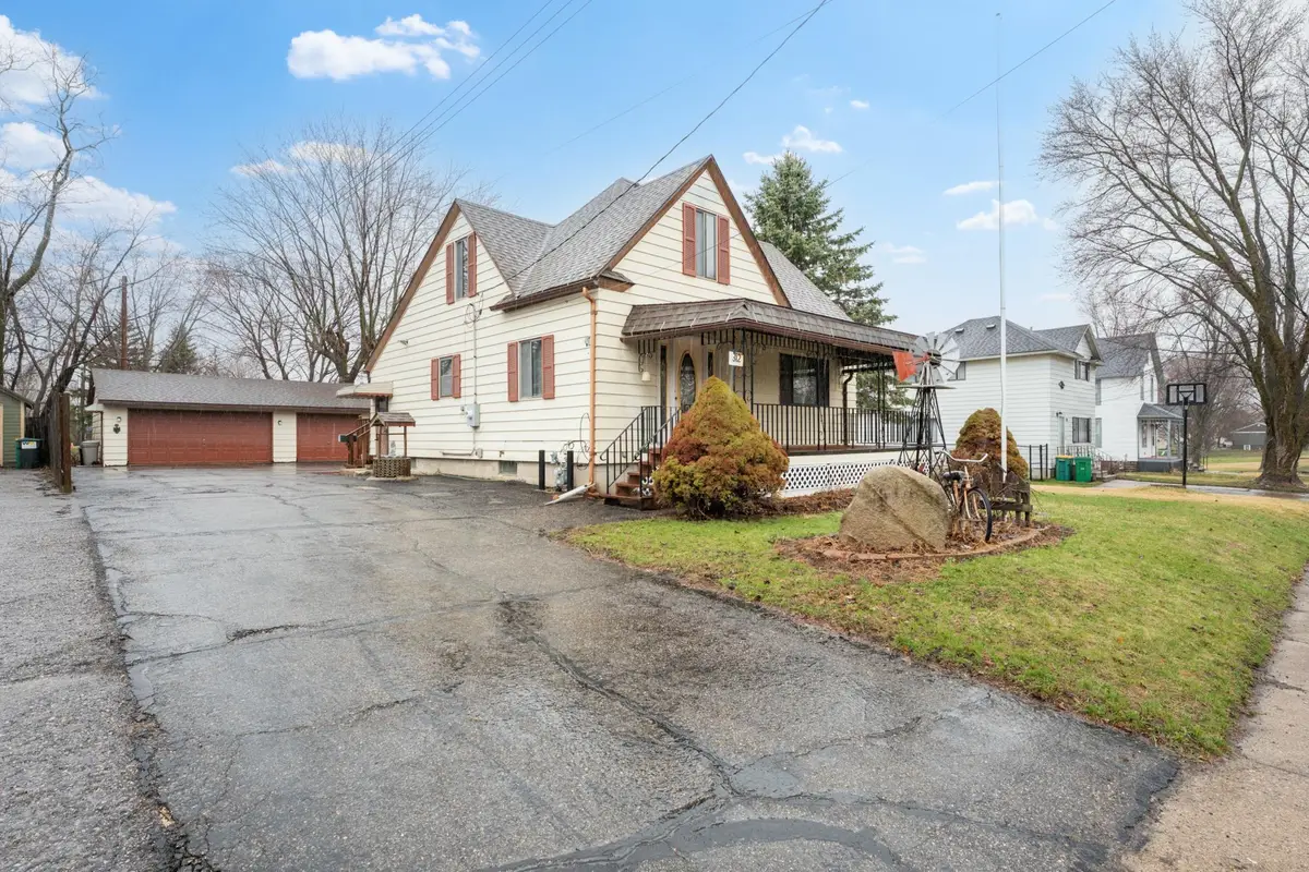 312 1st Avenue Se, Hayfield, MN 55940 - #1