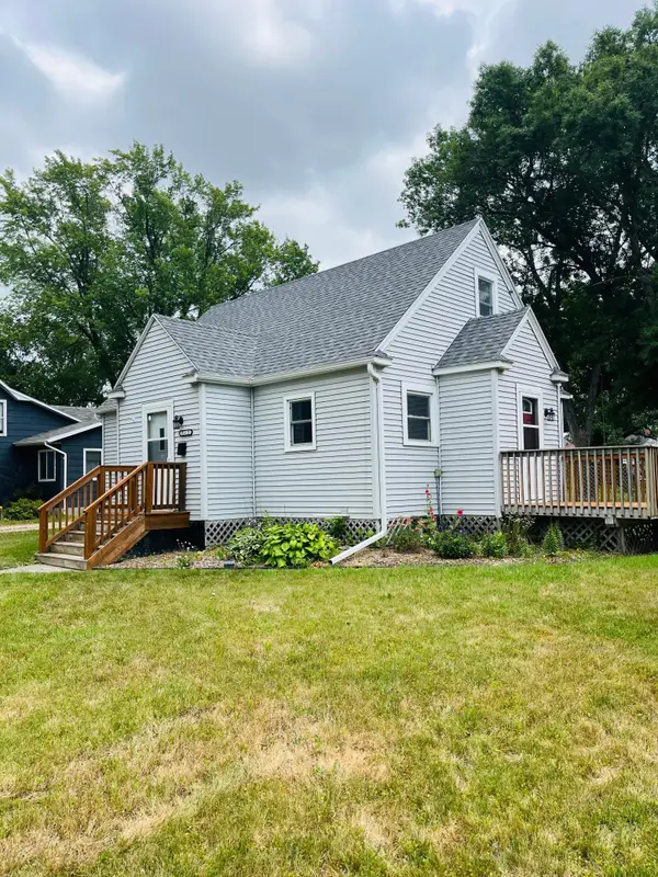 712 4th Avenue E, Alexandria, MN 56308