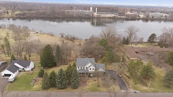 1403 Broadway Ave Avenue S, Sauk Rapids, MN 56379