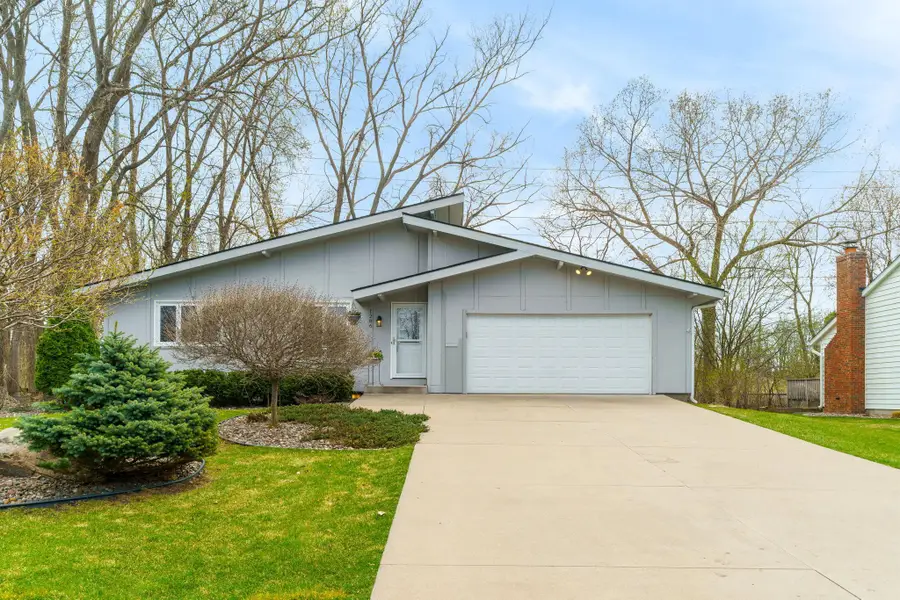 1286 Castle Court, Golden Valley, MN 55427 - #3