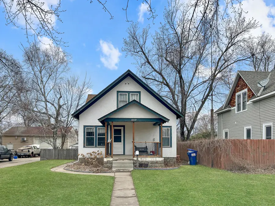 607 1st Street Sw, Wadena, MN 56482 - #2