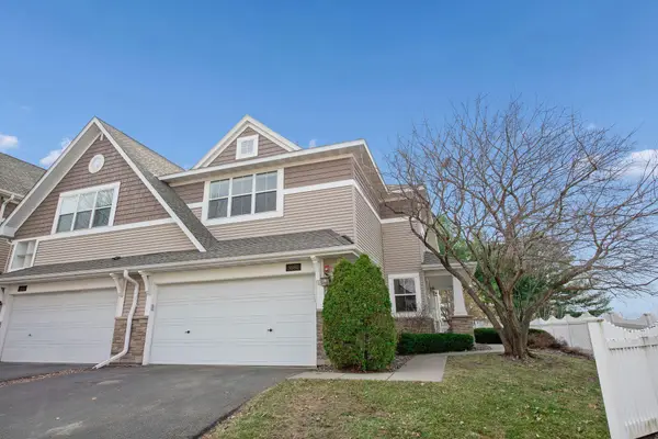 9980 Indigo Drive, Eden Prairie, MN 55347