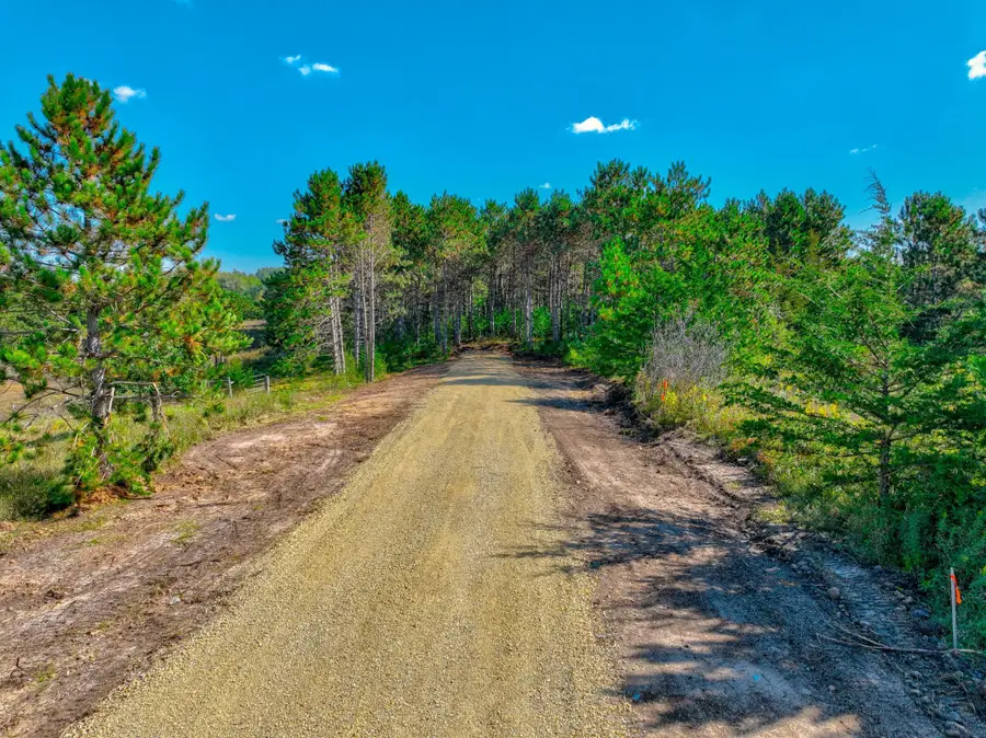 643 100th (lot 4) Street, Roberts, WI 54023 - #2