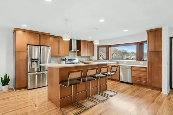 10735 45th Avenue N, Plymouth, MN 55442