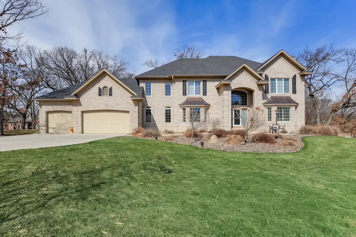 2 Bent Tree Lane, North Oaks, MN 55127 - #1