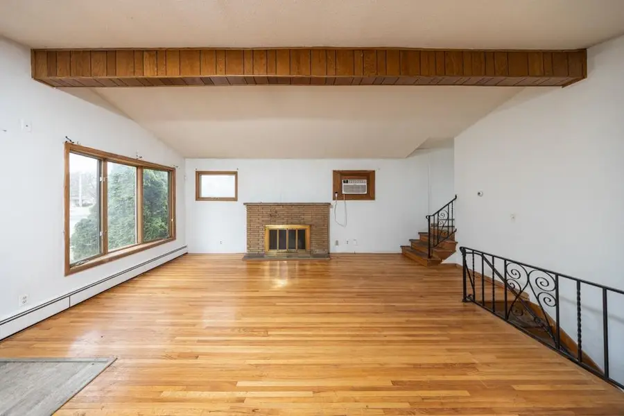 7901 Winsdale Street N, Golden Valley, MN 55427 - #3