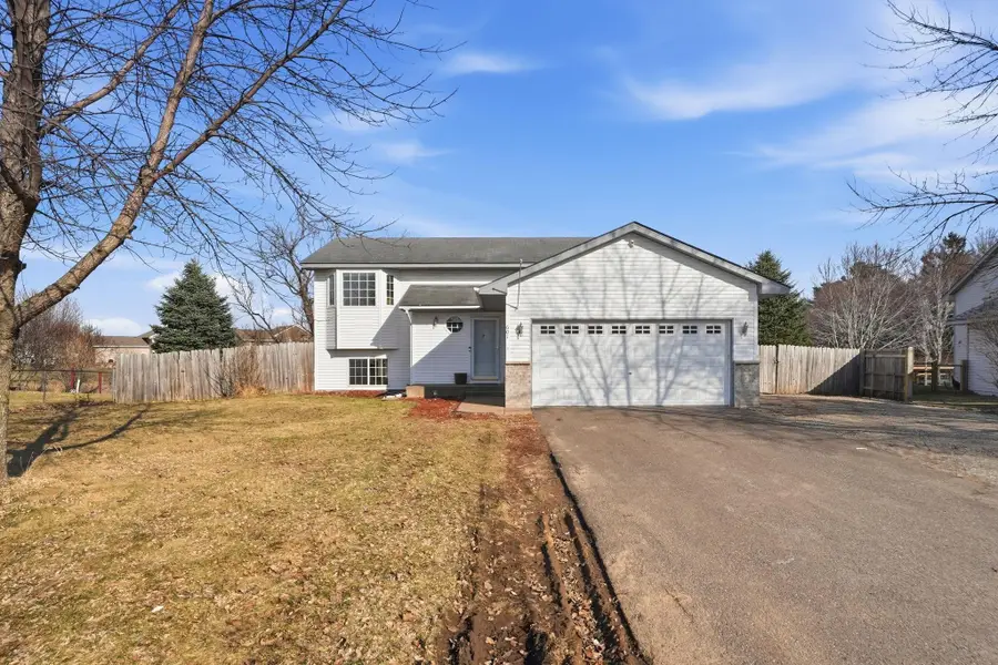 601 Horseshoe Lane, Braham, MN 55006 - #2