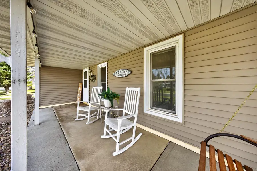 109 2nd Avenue Nw, Pine Island, MN 55963 - #2