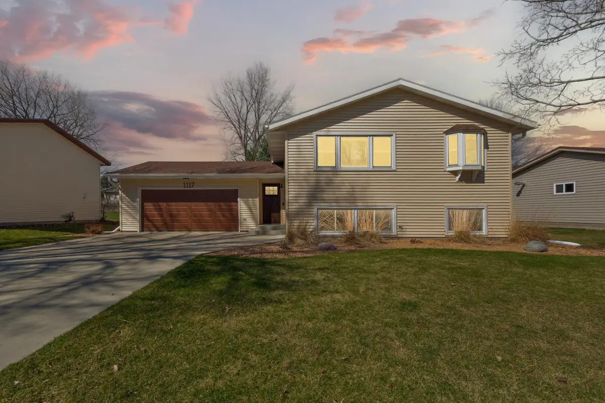 1117 Eastgate Road, Albert Lea, MN 56007 - #1